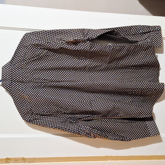 Men's Express Button-down Dress up t-shirt. Size - M 15-15.5 - Picture 4 of 4